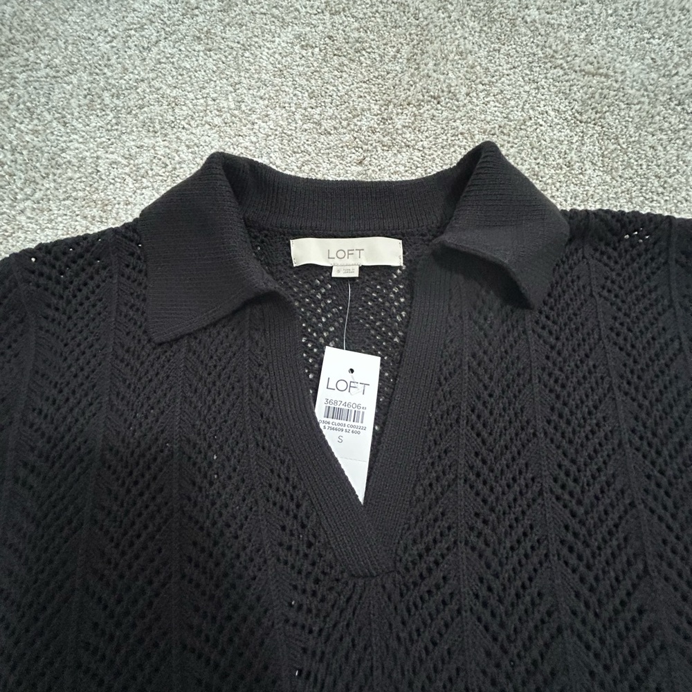 LOFT Black Textured V-Neck Short Sleeve Sweater